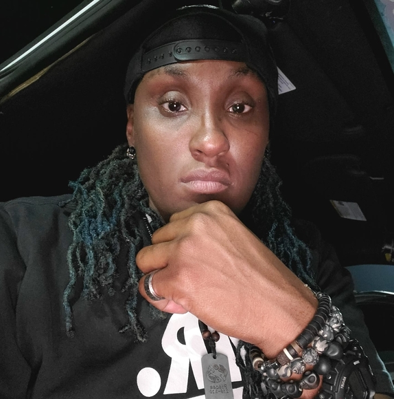 ebonymass33